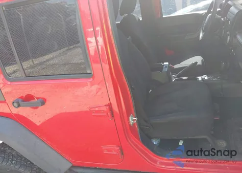 2016 Jeep Wrangler Unlimited Sport z USA, uszkodzony, nr VIN 1C4BJWDG6GL140174